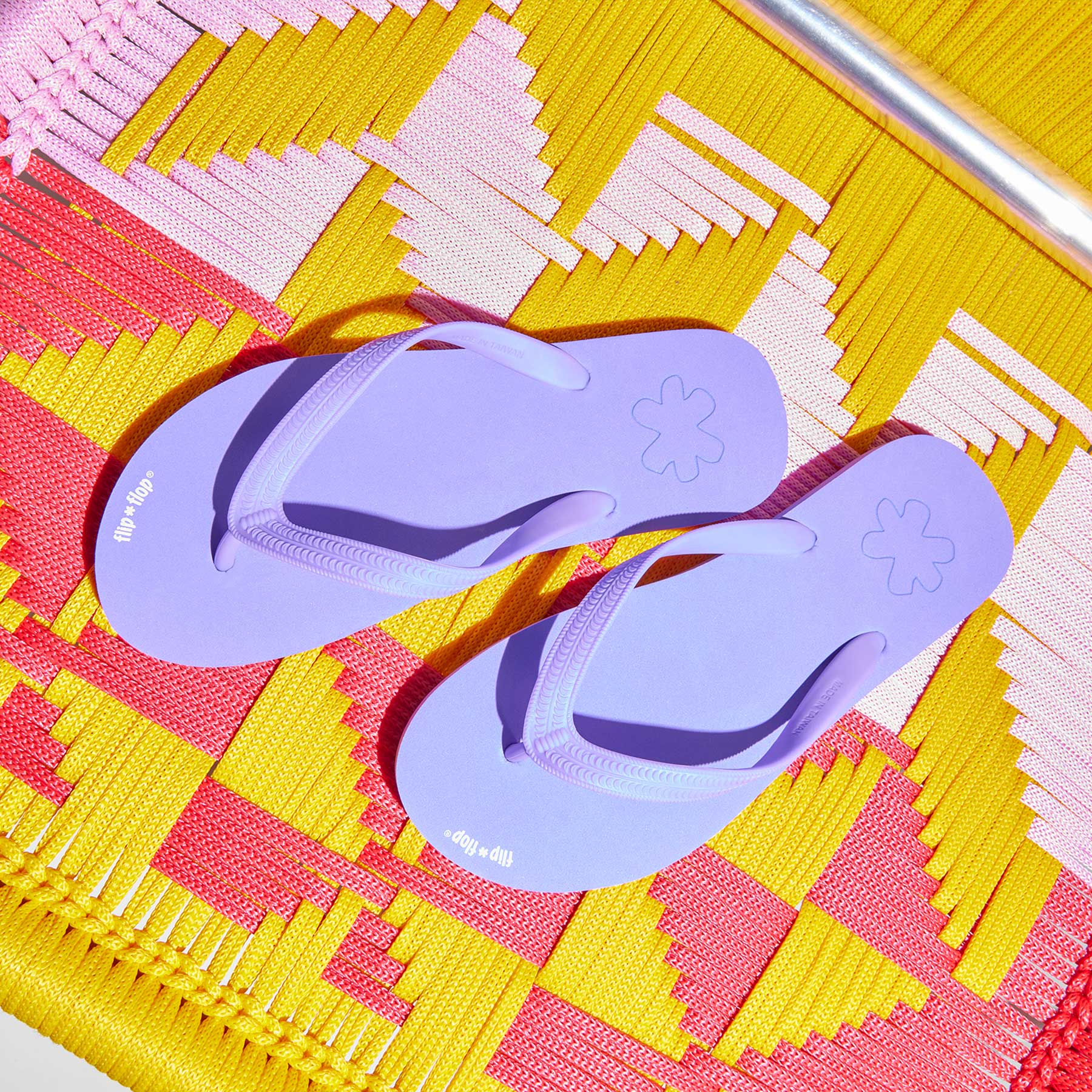 flip*flop Originals grape purple vegan toe separator