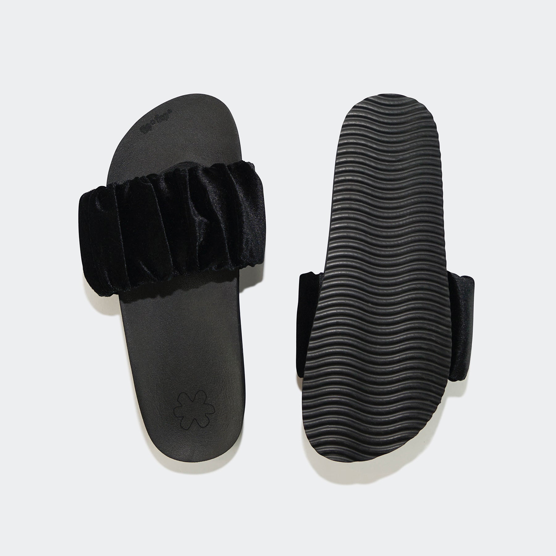 pool*gentle velvet - flip*flop eShop