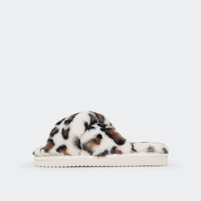 cross*fur leo 2 - flip*flop eShop