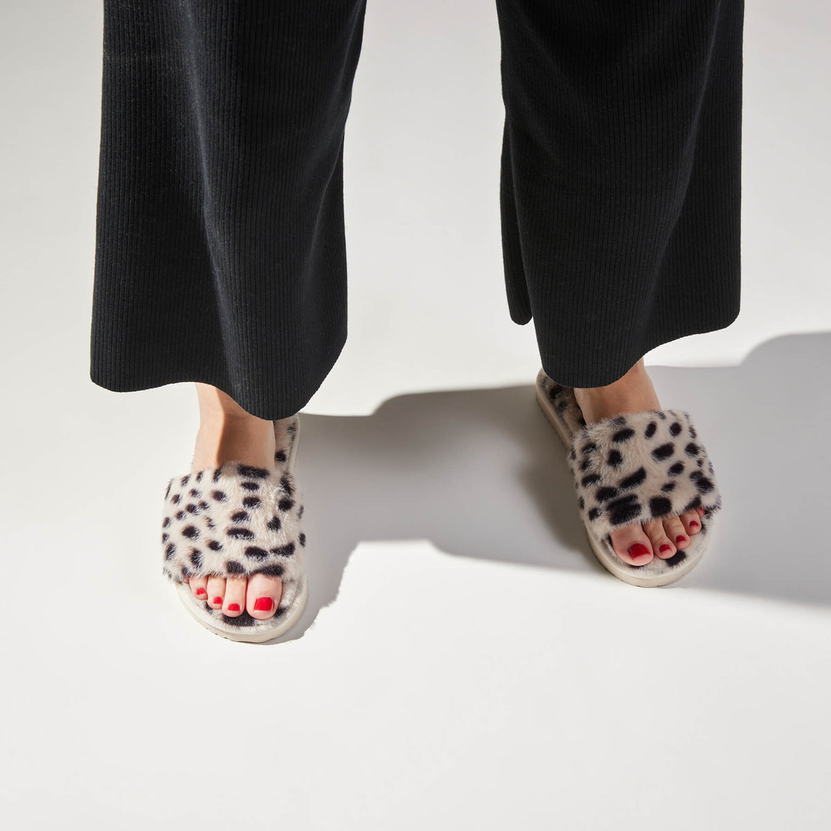 slide*fur dots - flip*flop eShop